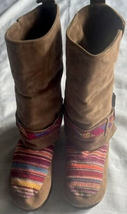 Mukluks Women’s Sz6 Moccasin Slipper Boots Brown Faux Suede Multicolor Textile - Picture 1 of 14