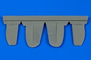 SPITFIRE Mk.22 SUPERFICI DI CONTROLLO 1/72 AIRES 7335 PER KIT AIRFIX (OD ALTRI) - Foto 1 di 1