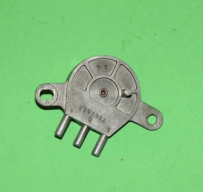 1971-73 Oldsmobile Buick GM OEM A/C Vacuum Mode Selector Switch 3-PORT - 7930280 Foto 1 de 2