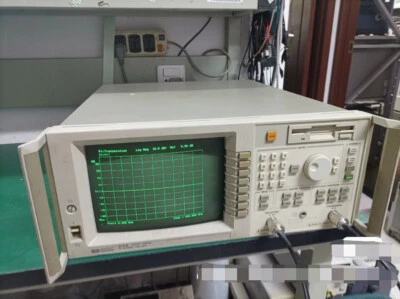 cxc，AGILENT (HP) 8711B NETWORK ANALYZER 300kHz to 1300MHz - Image 1 of 4