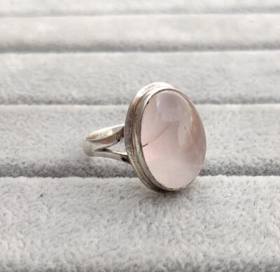 Rose Quartz Ring 925 Sterling Silver Oval Gemstone Ring Size 6.5 MO1104 - Image 1 of 4