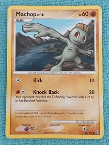 Machop 64/100 Stormfront Regular - Picture 1 of 2