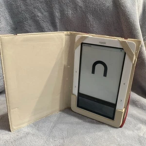 Nook Barnes & Noble 1st Edition E-reader - Picture 1 of 5