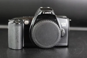 Canon EOS 500 35mm Spiegelreflexkamera nur Gehäuse - Bild 1 von 7