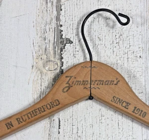 Zimmerman’s Rutherford Indiana ‘Since 1910’ Wood Hanger Advertising VTG - Imagen 1 de 14