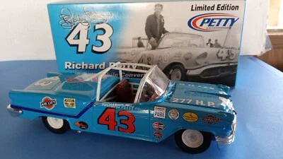 Richard Petty 1/24 #43 1957 Olds convertible fundido a presión - el primer coche de carreras del rey Foto 1 de 4