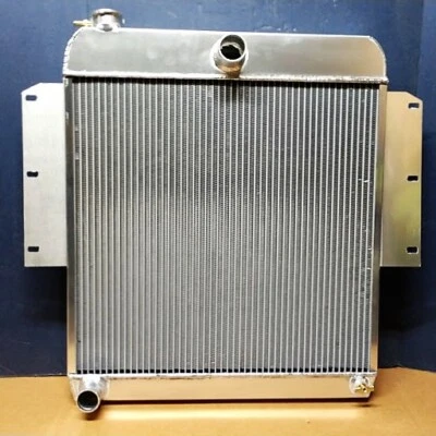 54 55 56 1954 1955 1956 Dodge Pickup Truck Stock V8 Motor Radiador  Foto 1 de 2