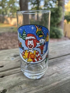 RARE 2006 RONALD MCDONALD'S FUN WINTER GAMES GLASS - Picture 1 of 2