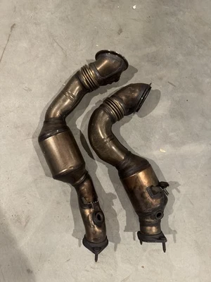 Par de convertidores catalíticos BMW N54 2007-2010 OEM 335i xDrive E92 Foto 1 de 4