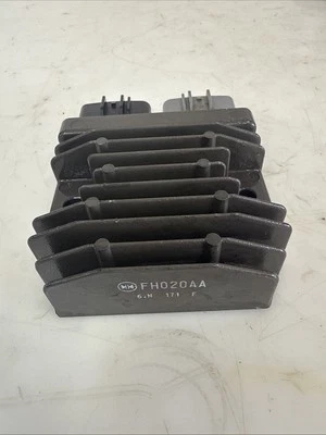 2017 17-21 Ducati Supersport S 939 950 OEM Voltage Regulator Rectifier Assy — 第 1/4 张图片