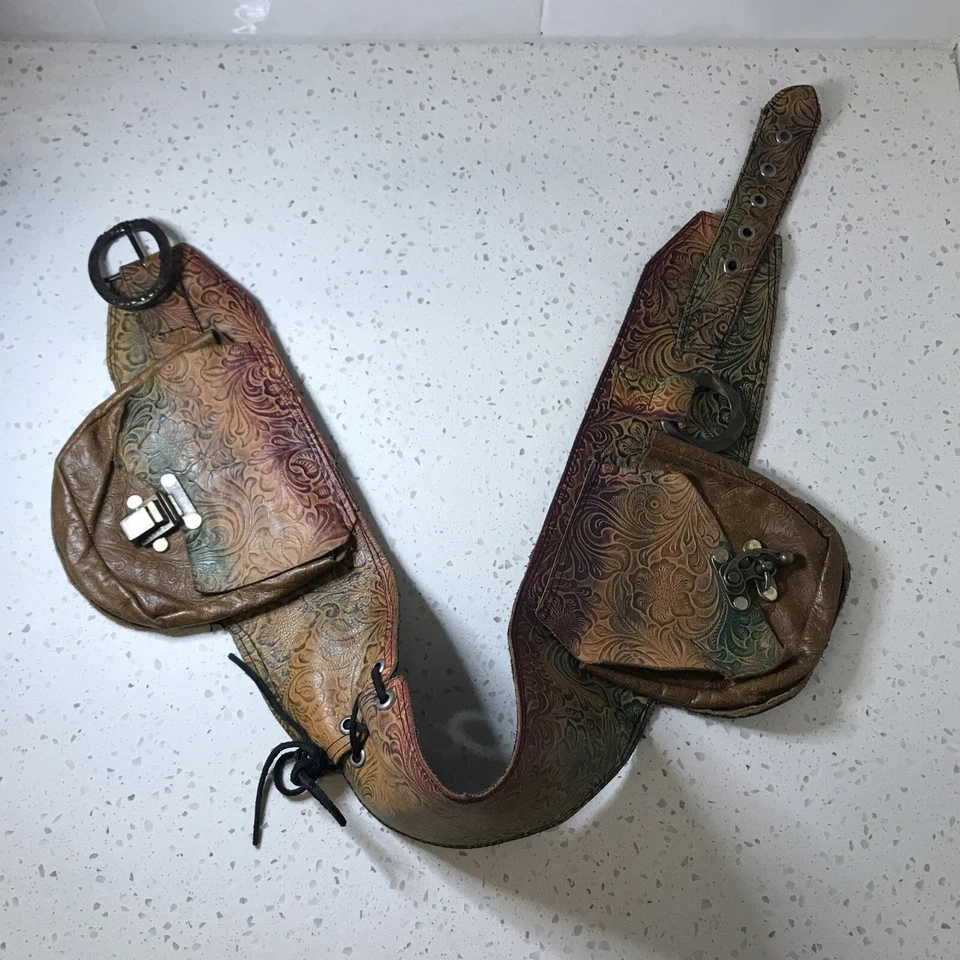 Antiguo Raro DISEÑO DE MARINERO PERDIDO Utilidad Cuero Bolsa de Cadera Cinturón con Bolsillos Ocultos Foto 1 de 4