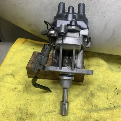 Distribuidor Nissan Frontier X-Terra 2,4 L OEM 2001-03 | 22100 3S502 Foto 1 de 4