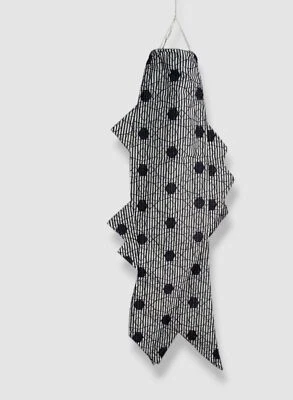 $230 Nunoworks Negro Rayas Patrón Koi Nonobori Decorativo Carpa Windsock Foto 1 de 4