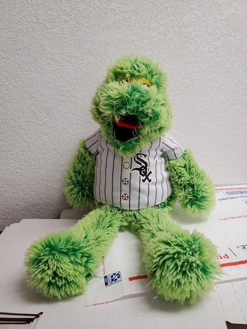 Chicago White Sox Southpaw Mascot Plush 14in MLB Baseball Green Collectable Cover