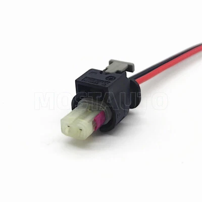 Pulgo de conector de solenoide de distribución de válvula variable para Lincoln Continental 2017-2020 Foto 1 de 4