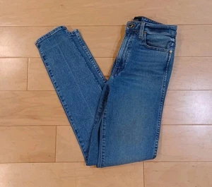 Khaite Vanessa High Rise Slim Straight Leg Jeans Medium Blue Wash Sz 26 * Stain - Picture 1 of 14