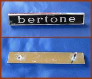 ALFA ROMEO MONTREAL - 1 LOGO BADGE BERTONE LATERALE SECONDA SCELTA - Foto 1 di 1