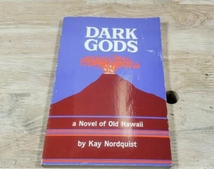 Dark Gods - Novel of Old Hawaii Kay Nordquist 1991 - Vintage Book Paperback PB - Picture 1 of 3