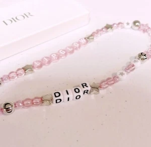 Charm téléphone Dior avec perles neuf - Photo 1 sur 6