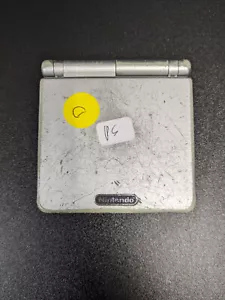 Game Boy Advance SP 001 palmare argento platino - Foto 1 di 4