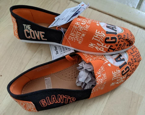 MLB Women's Canvas Shoes Slip On Canvas San Francisco Giants MED 7/8 Cover