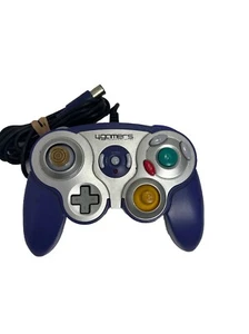 Purple 4Gamers Nintendo GameCube Wired Gamepad Controller SPC6571 Game Pad - Picture 1 of 3