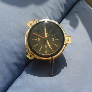 1982-1992 OEM Chevy Camaro Iroc Z28 Center Console Clock Works - Picture 1 of 4