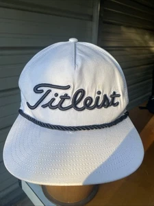 Sombrero Titleist Tour Cuerda Blanco/Negro Ajustable Snapback PROV1 FJ - Imagen 1 de 10