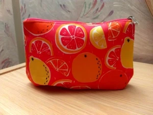 Clinique Fruit Design Zippered Cosmetic Makeup Travel Case Bag - Picture 1 of 4