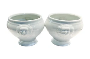 2 Sur La Table LION HEAD Porcelain Pedestal Soup Bowls 5”W Oven Safe 500 Degrees - Picture 1 of 7