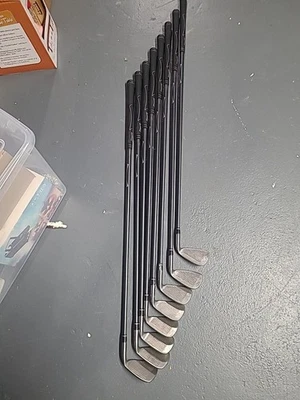 Juego de hierros Nike Slingshot 4-9+PW+A (8 palos) diseño grafito RM Reg Flex golf LH Foto 1 de 4