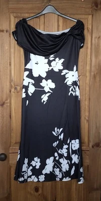 Black and white stretchy floral sash cowl neck dress 12 14 - Image 1 of 4