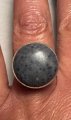 Conjunto de anillo de coral azul en plata de ley corte cabujón talla 9 Foto 1 de 4