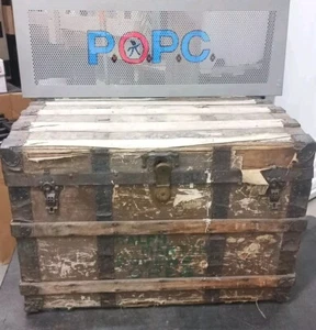 Turn Of The Century Antique Shipping Trunk % Of Sale Goes To Ukraine Aid - Picture 1 of 15