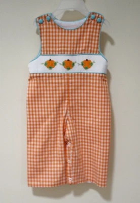 NUEVO CON ETIQUETAS Pliegues y Puntadas Calabaza Calada Longall Niño Talla 9 Meses Foto 1 de 2