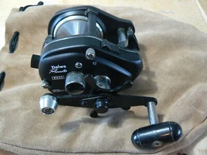 Daiwa Procaster PS53 Bait Casting Reel - RARE Model - With Leather Carry Pouch - Picture 1 of 8
