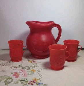 Kool-Aid Vtg 84’ Blow mold Plastic 2Qt Pitcher, 3 Cup Set Red Retro Kool-Aid Man - Picture 1 of 17
