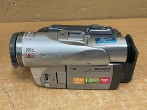 Canon MVX250i MiniDV Camcorder 1.3MP 10x Optical Zoom Video Camera - Picture 1 of 1