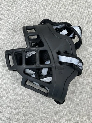 Hocico reflectante para perros negro talla 5 mediano a extra grande con correa y cierre Foto 1 de 4