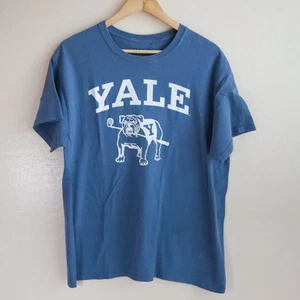 Yale University Bulldog Golf Graphic T-Shirt Mens Large Blue Cotton - Picture 1 of 8