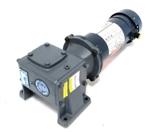 Neu BOSTON GEAR F715E10KB5G1 Gang Motor 10:1 3/4HP 90VDC 46606352143-0A D034 - Bild 1 von 4