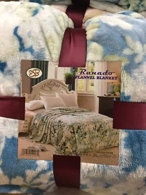 Large Size Super Soft Flannel Blanket Warm Fleece Throw Comfortable Thick Blue!! - Image 1 of 3