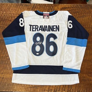 Teuvo Teravainen Signed Finland Jersey JSA Coa Autographed Blackhawks - Picture 1 of 6