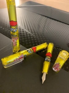 Minifüller in leuchtendem Gelb - Asia Style - Leicht und handlich - Bild 1 von 3