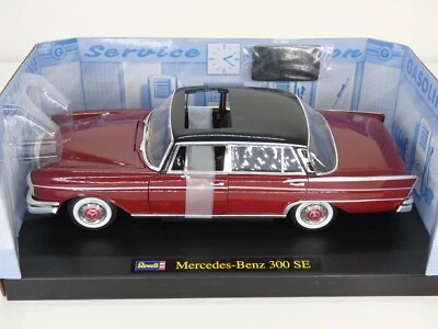 Mercedes Benz 300SE Revell 1960 W112 Rare Red Black 1:18 Bi Color Toy Car Model  - Image 1 of 4