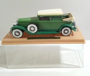 SOLIDO AGE D'OR 1:43 SCALE 1931 CADILLAC 452 A - GREEN & WHITE - CASED - Bild 1 von 6