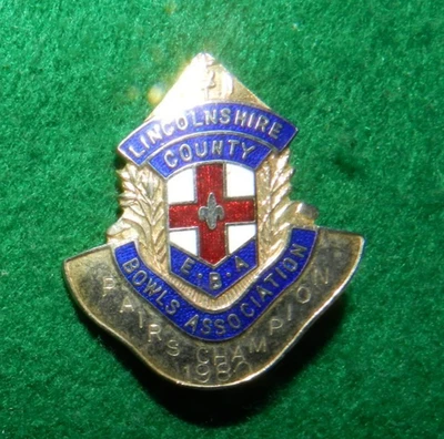Lincolnshire County B.A. 1980 Pairs Champion Badge - Image 1 of 2