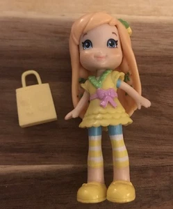 Strawberry Shortcake Mini Lemon Meringue Poseable Starry Slumber Party Doll 3" - Picture 1 of 3