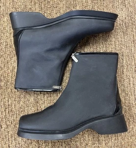 Etienne Aigner Women’s 9M Black Zip Up Ankle Rain Boots In Great Condition - Picture 1 of 9
