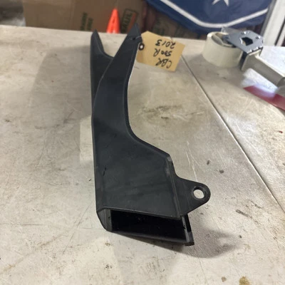 Guía protectora de cadena OEM Honda CBR500R CBR 500 CBR500 13 14 15 2013 2014 2015 Foto 1 de 4